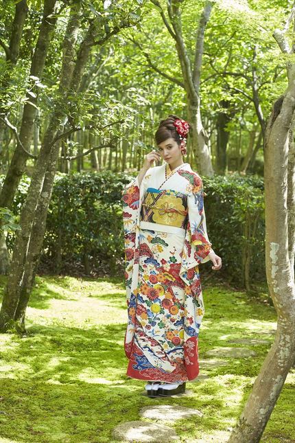 No.010　HIBIKI FURISODE COLLECTION