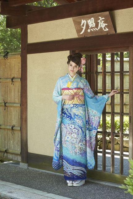 No.001　HIBIKI FURISODE COLLECTION